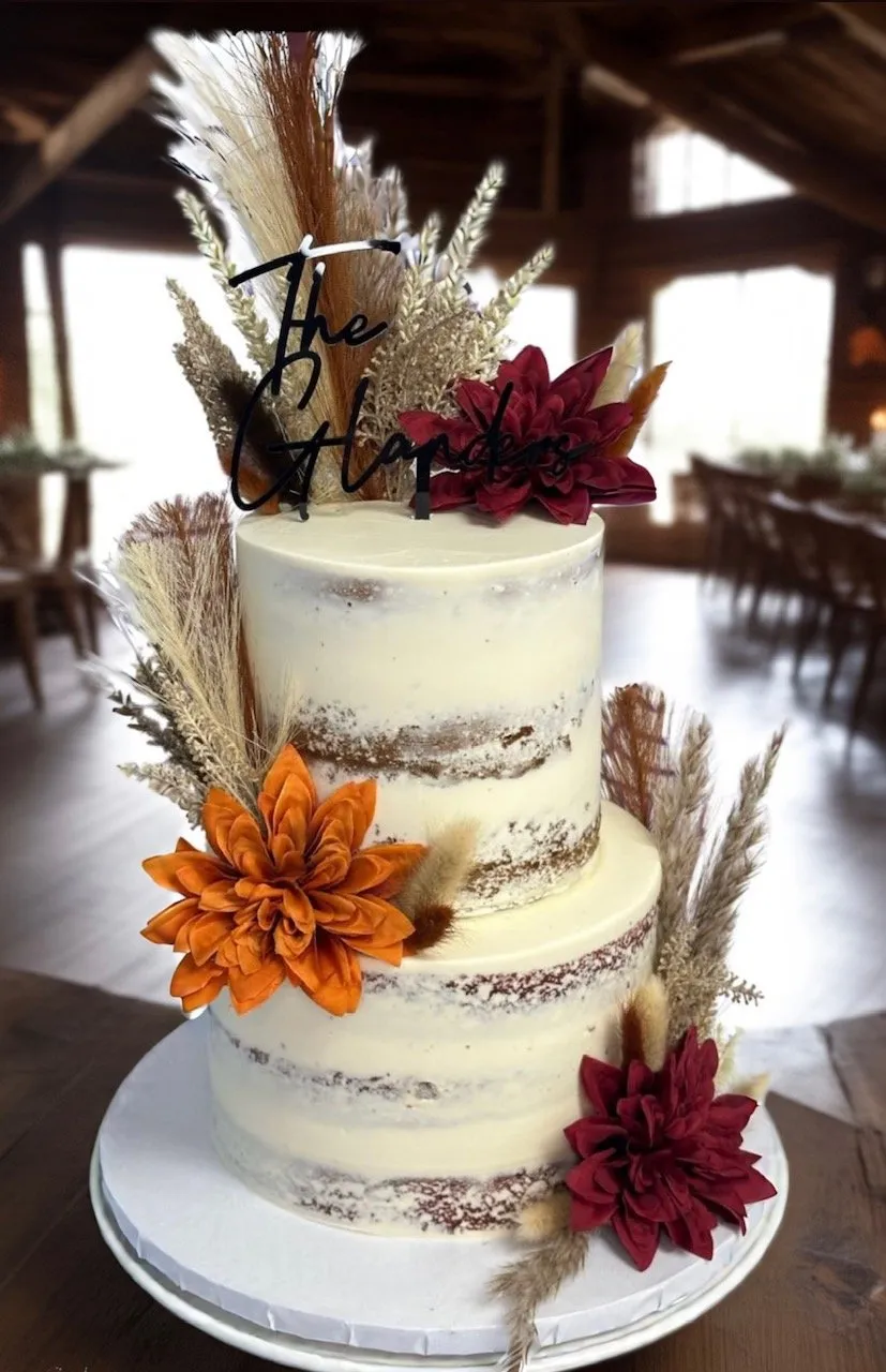 Wedding cake by Cakes by Iz, photo 9