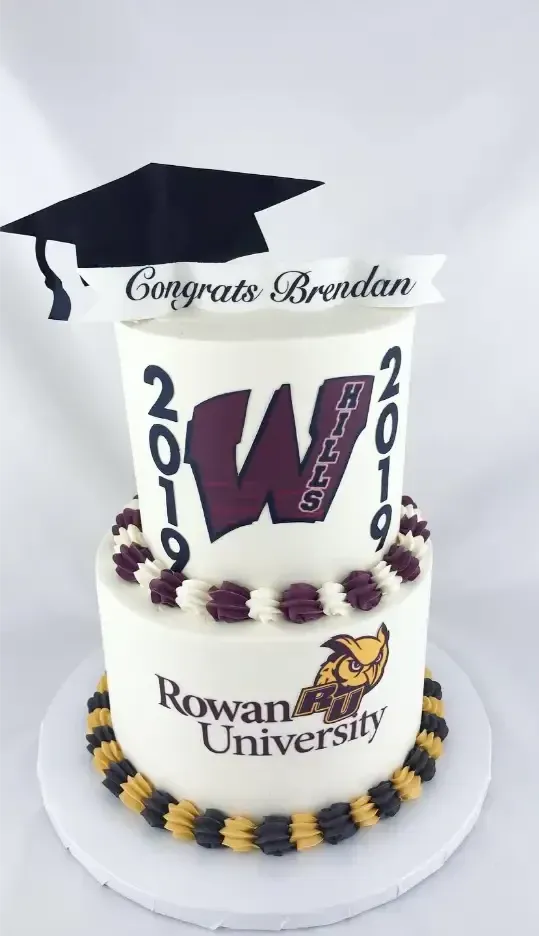 Custom graduation cake by Cakes by Iz, photo 17