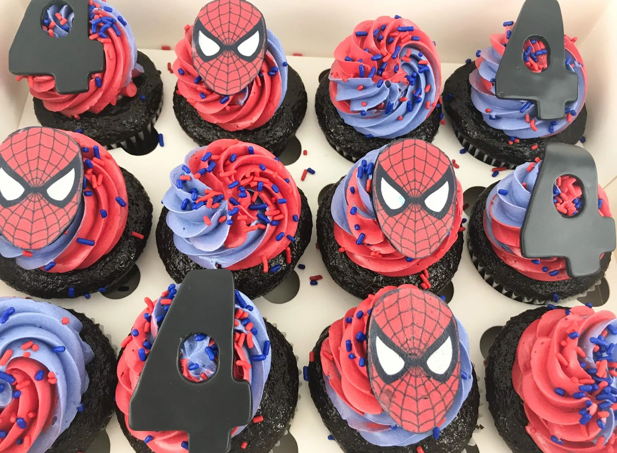 Custom cupcakes by Cakes by Iz, photo 10
