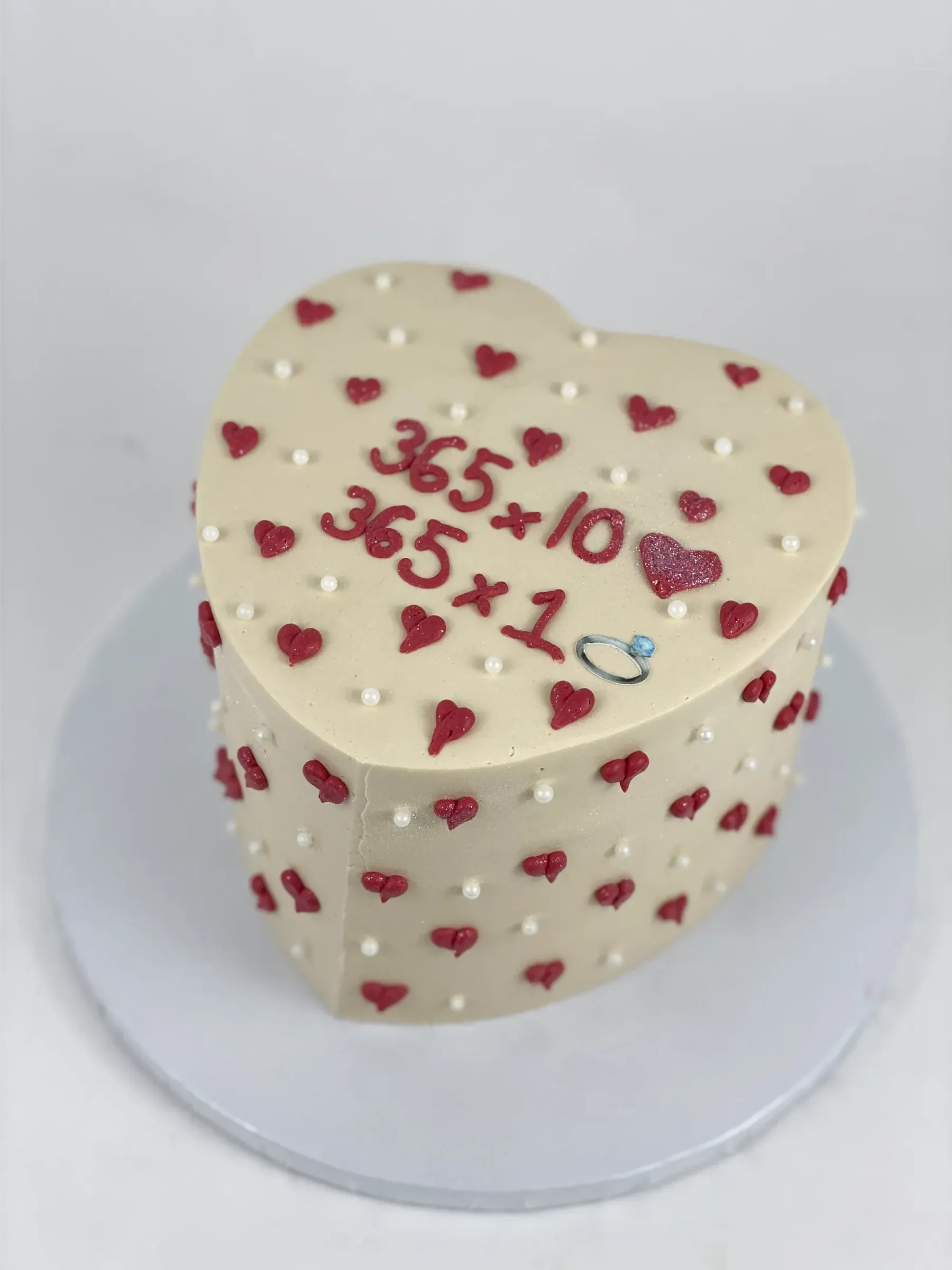 Anniversaries cake by Cakes by Iz, photo 4