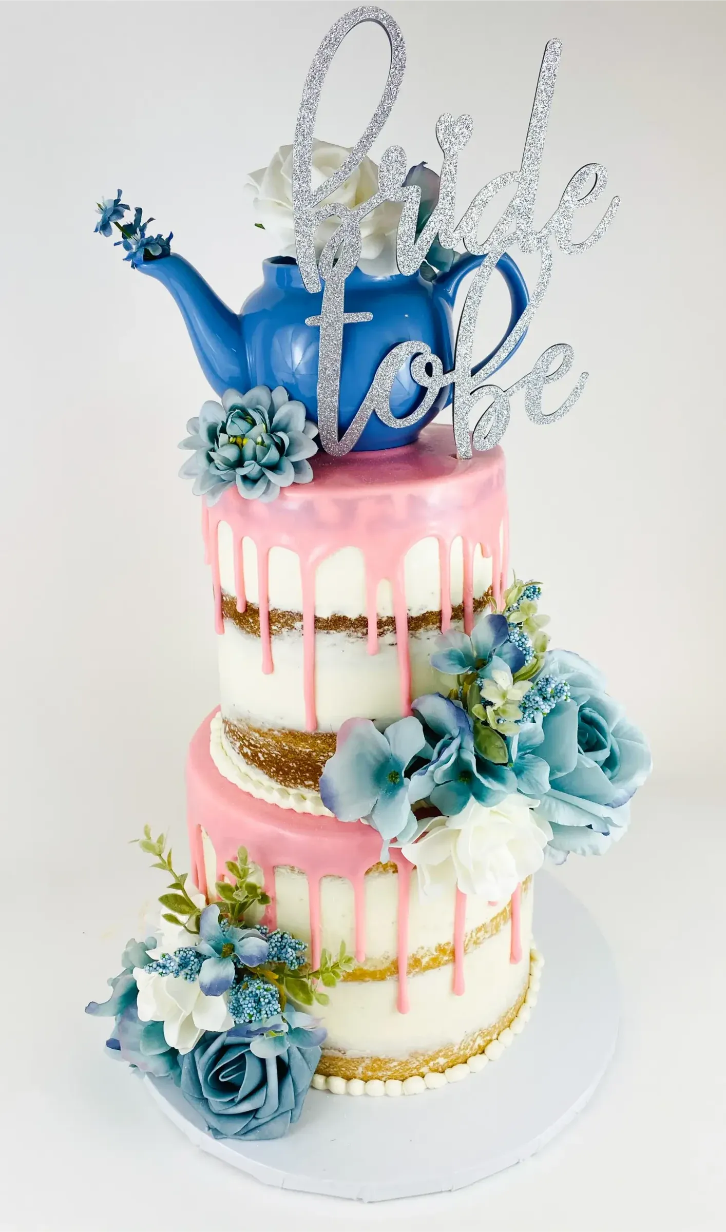 Custom bridal shower cake by Cakes by Iz, photo 2
