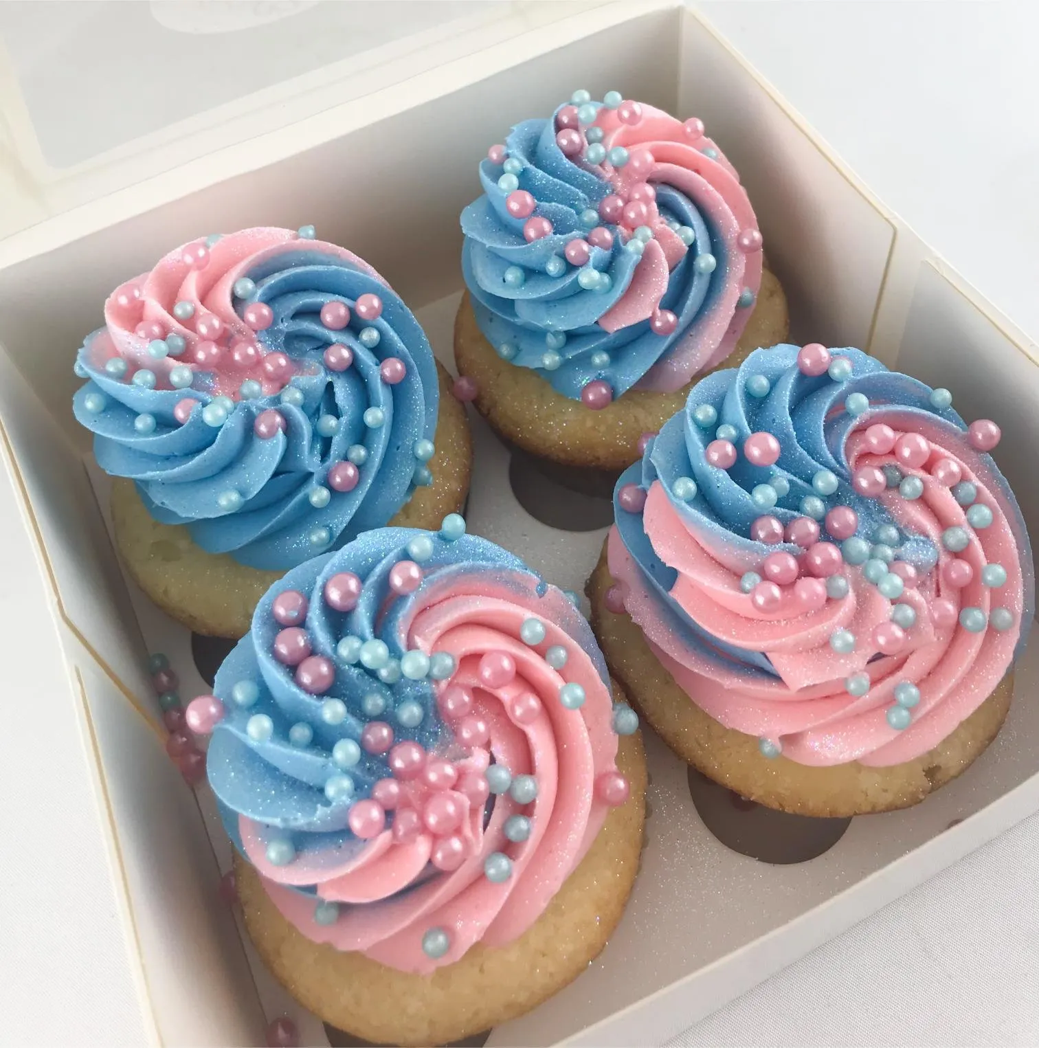 Custom cupcakes by Cakes by Iz, photo 15