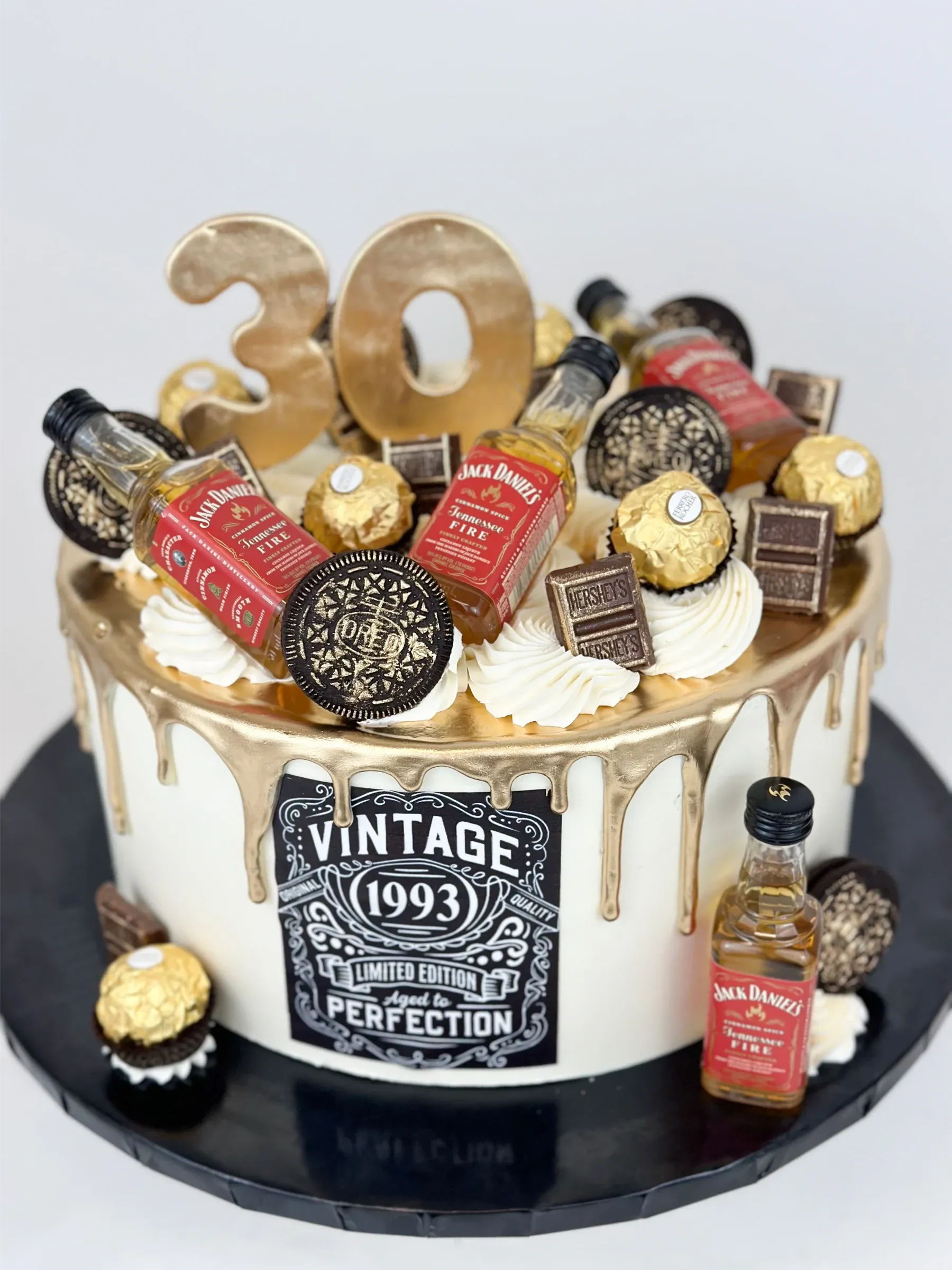 Custom birthday cake by Cakes by Iz