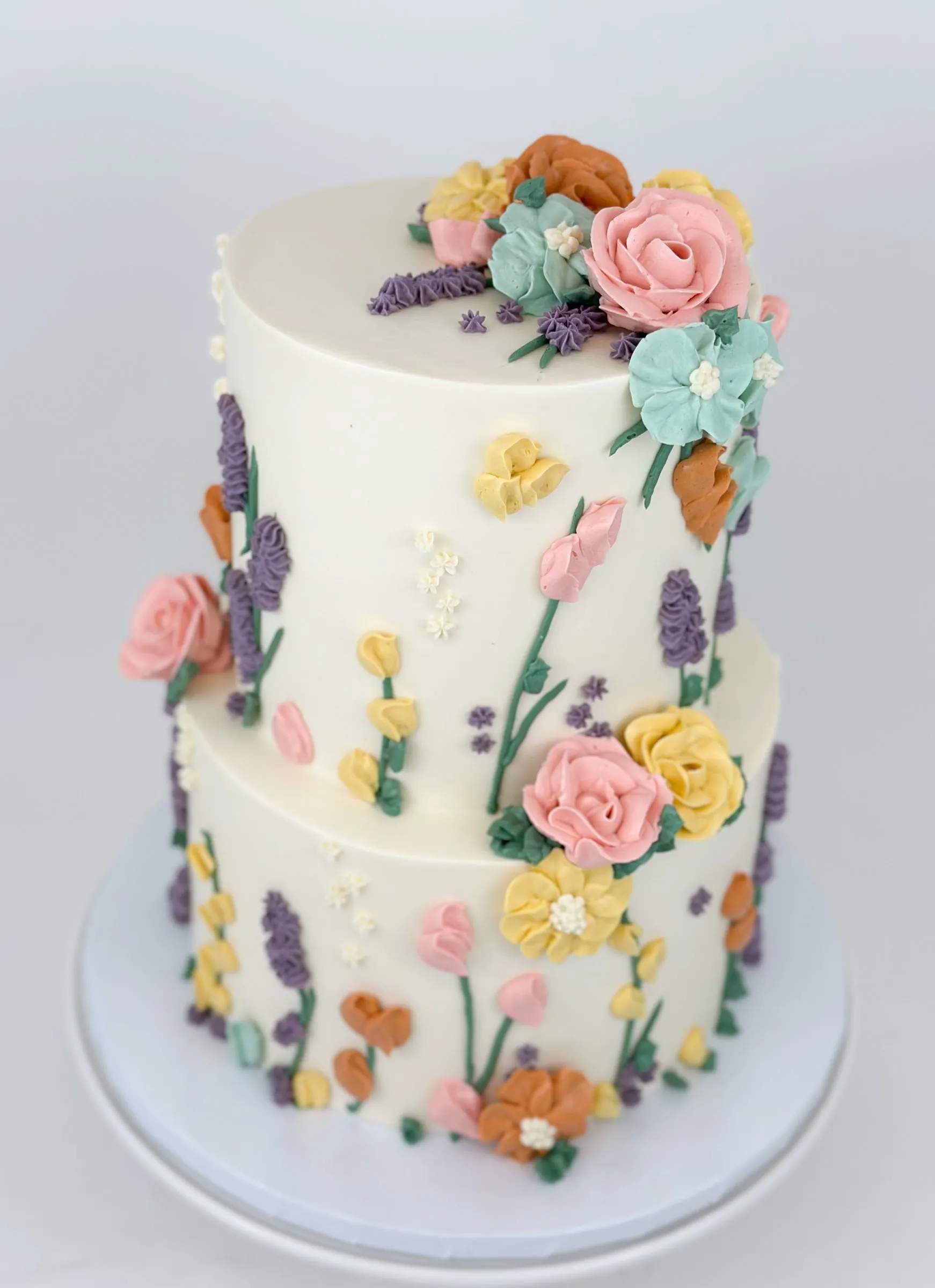 Custom baby shower cake by Cakes by Iz